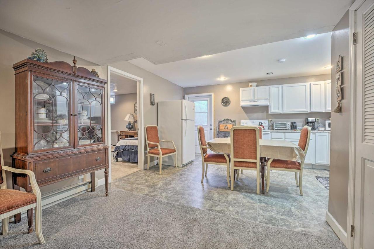 Lovely 3- Bedroom Apartment With Street Parking. Goshen Exterior foto